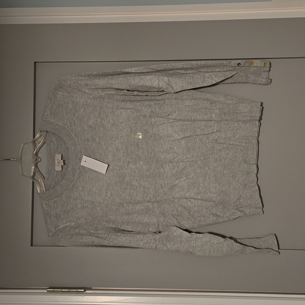 Women's sweater